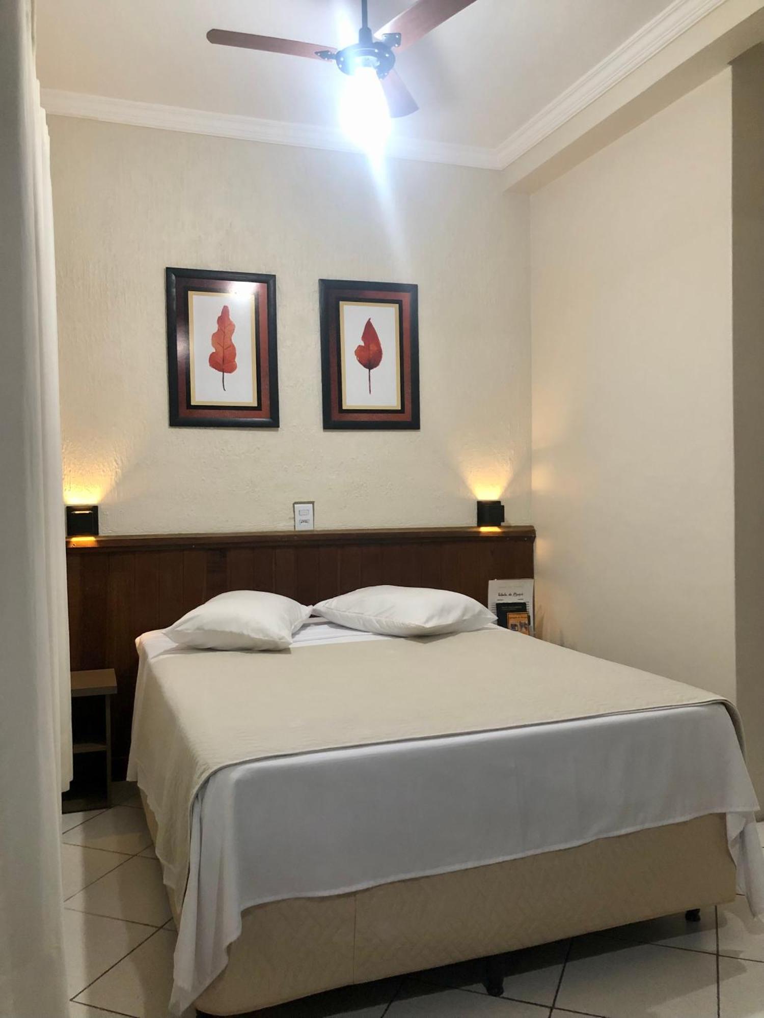 De Minas Hotel 2*